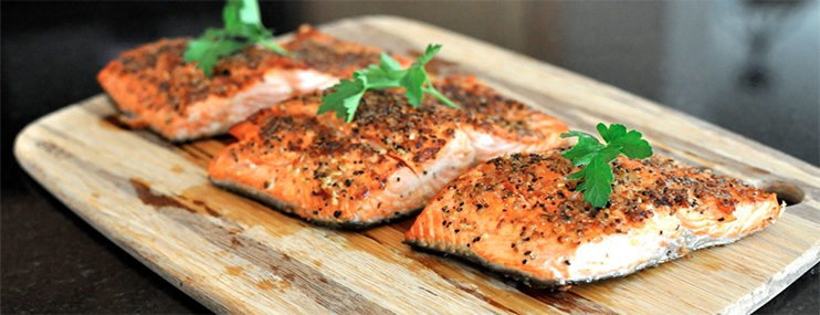 Жареный лосось – калорийность и рецепт